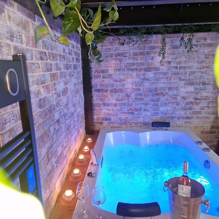 Au Spa De Llea Suite Retro 아비뇽 외부 사진