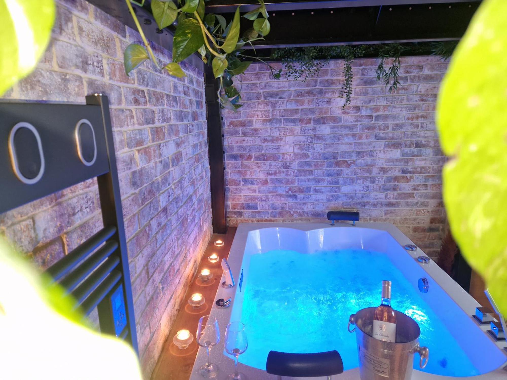 Au Spa De Llea Suite Retro 아비뇽 외부 사진